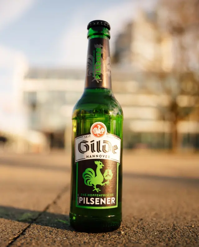 Aus Hannover, für Hannover – Gilde Pilsener, dein Biermoment ✨💚⁠
⁠
Schickt uns Euren schönsten Moment und freut Euch auf eine Überraschung!⁠
⁠
#gilde #gildebrauerei #brauerei #dasgildet #gildebeer #gildebier #mygilde #hannover #gildepilsener⁠
⁠