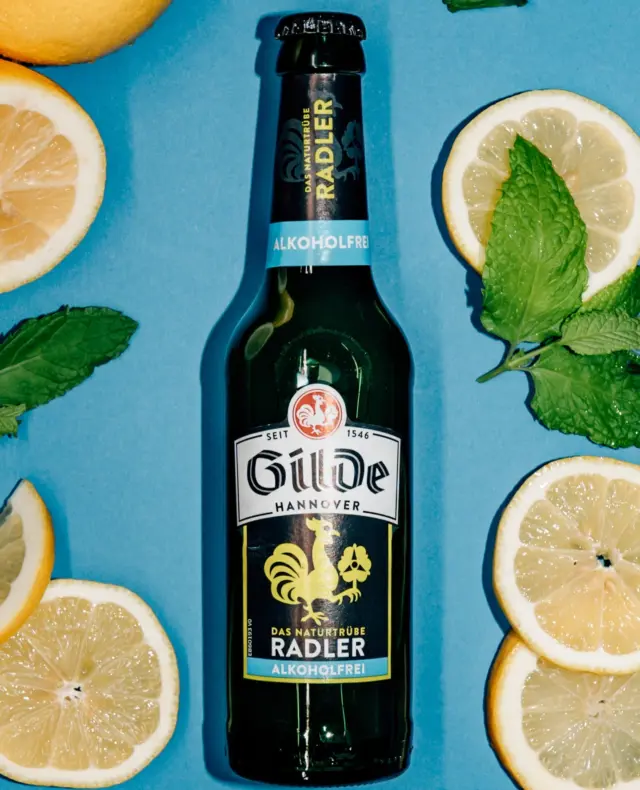 Schmeckt nach Feierabend und unser Radler darf auch mal alkoholfrei sein😋🍻⁠
⁠
#gilde #gildebrauerei #brauerei #dasgildet #gildebeer #gildebier #mygilde #hannover #gilderadler