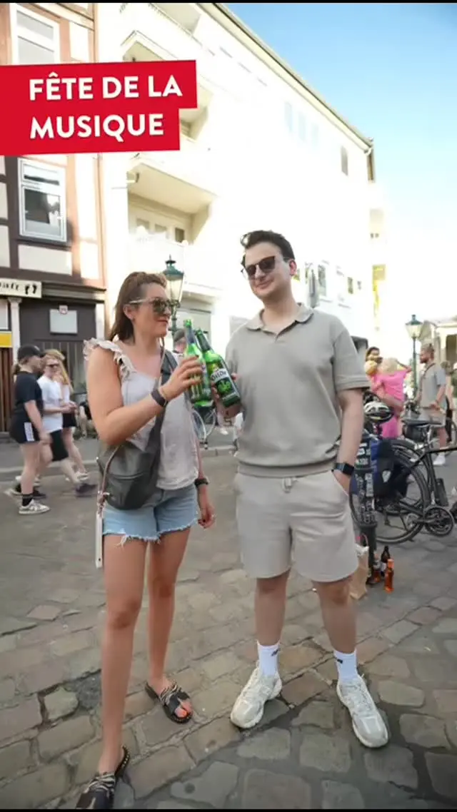 Die Fête de la Musique hat auch in diesem Jahr zum Start des Sommers wieder absolut abgerissen! 🎶

Sonne, kühles Bier und volle Tanzflächen: Schöner kann es wohl kaum sein. 😍
Ein DANKE an alle Künstlerinnen und Künstler, die diesen einzigartigen Vibe wieder möglich gemacht haben. ♥️
 
Wart ihr auch am Start? 🤝
 
#meingilde #dasgildet #hannover #fetedelamusique #musik #kultur