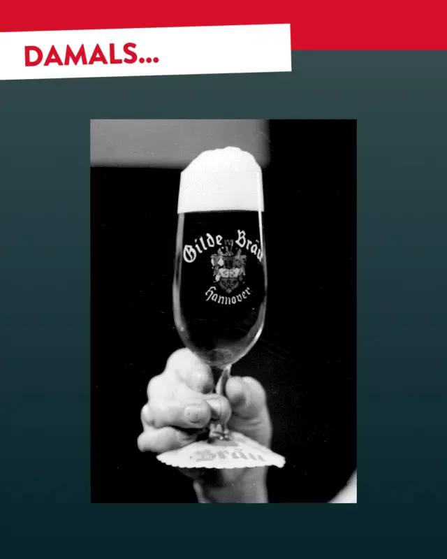 Damals wie heute: Echter Geschmack aus Hannover. 🍺 

Seit fast 500 Jahren wird hier gebraut, was hier zuhause ist: ehrliches Bier für ehrliche Leute.
Manche Dinge ändern sich nie. Und das ist auch gut so. 😉🍻
 
#hannoverliebe #gildebier #damalswieheute #hannovergenuss