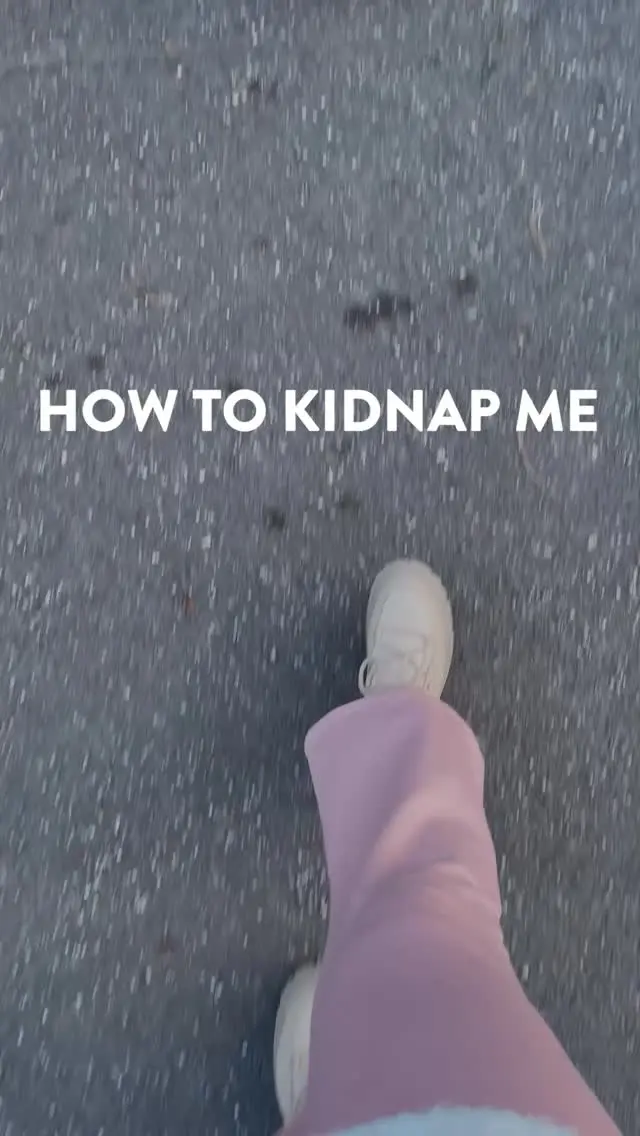 How to kidnap me 🍻🚐

Spoiler: Es braucht nicht viel. 😁
 
Markiere jemanden, der auch drauf reinfallen würde. 😅
 
#meingilde #dasgildet #hannover #meme #bier